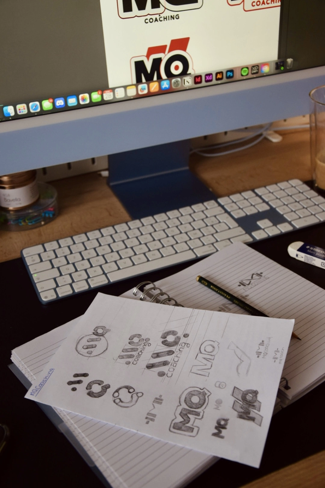 Prestation de graphiste à Poitiers pour la réalisation d'un logo à la main pour un coach sportif sur Poitiers